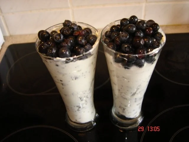 Stracciatellaquark mit Heidelbeeren - Rezept