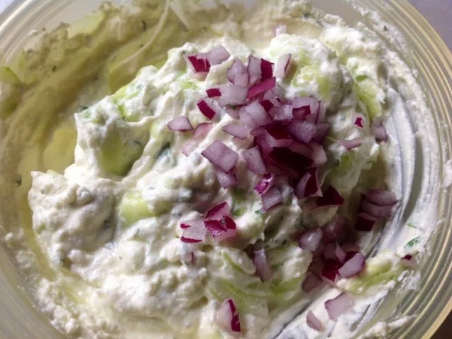 Melisse-Gurken-Frischkäse-Dip - Rezept - Bild Nr. 6