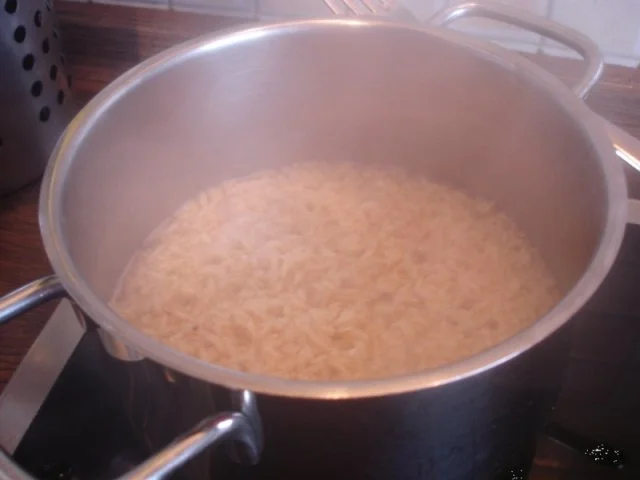 Hähnchen-Wok mit Gemüse und Vollkornreis - Rezept - Bild Nr. 12