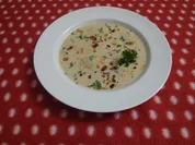 Mandelcremesüppchen mit gebratener Chorizo-Dattel-Mischung - Rezept