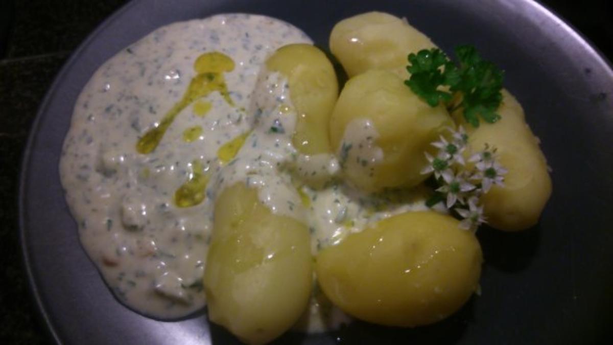 Pellkartoffeln mit grüner Soße - Rezept - Bild Nr. 3