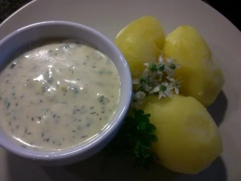 Pellkartoffeln mit grüner Soße - Rezept - Bild Nr. 2