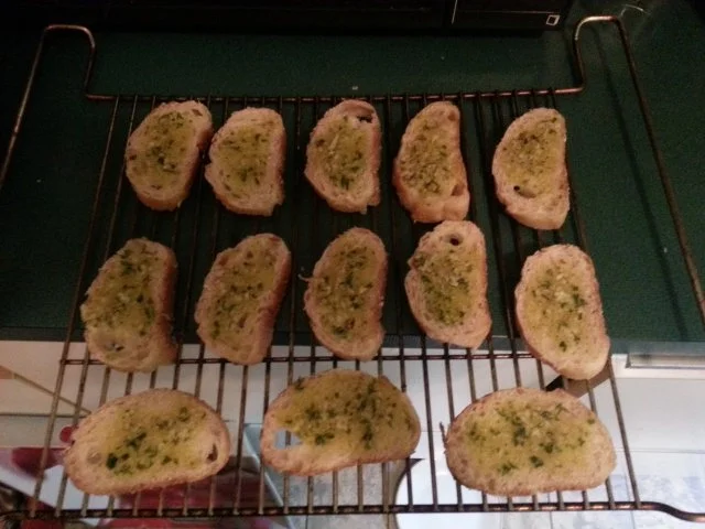 ~ Mediterranes Knoblauchbaguette ~ - Rezept