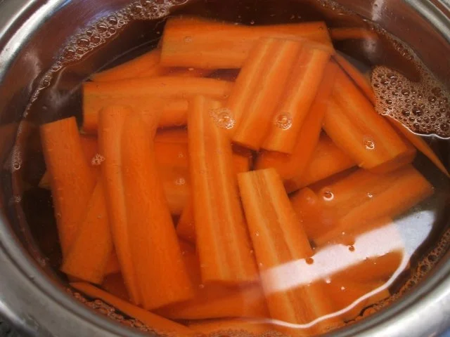 Rezept: Auflauf: "Begrabener Seelachs" Bild Nr. 2 Auflauf: "Begrabener Seelachs" - Rezept - Bild Nr. 2