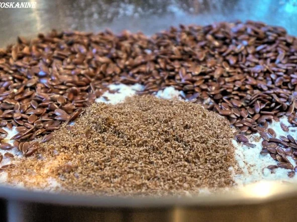 Würzige Dinkel-Leinsamen-Brötchen - Rezept - Bild Nr. 4