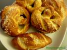 Hefe:   LAUGENBREZEL - Rezept