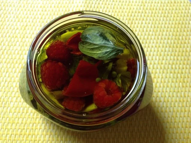 Fruchtiges  Thaibasilikum-Zitronengrasöl - Rezept - Bild Nr. 2