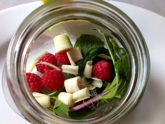 Fruchtiges  Thaibasilikum-Zitronengrasöl - Rezept - Bild Nr. 5