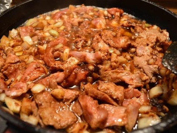 Rezept: Geschnetzeltenpfanne "Gyrosart" Bild Nr. 7 Geschnetzeltenpfanne "Gyrosart" - Rezept - Bild Nr. 7