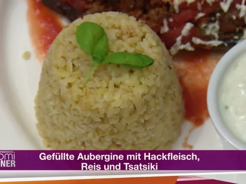 Rezept: Gefüllte Aubergine mit Hackfleisch, Reis und Tsatsiki (Mustafa Alin) Gefüllte Aubergine mit Hackfleisch, Reis und Tsatsiki (Mustafa Alin) - Rezept