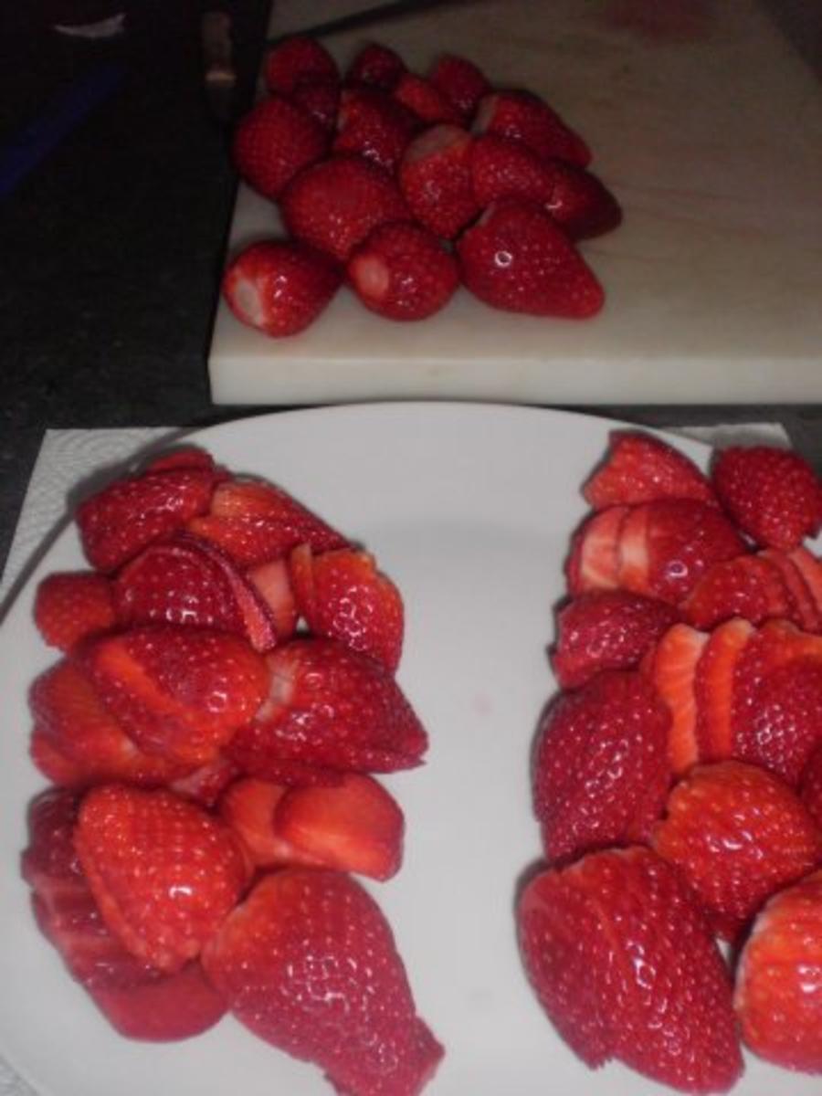 Erdbeer-Bottermelk-Torte - Rezept - Bild Nr. 8