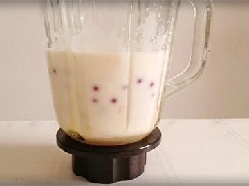 Rezept: Johannisbeeren-Bananen Smoothie Bild Nr. 5 Johannisbeeren-Bananen Smoothie - Rezept - Bild Nr. 5