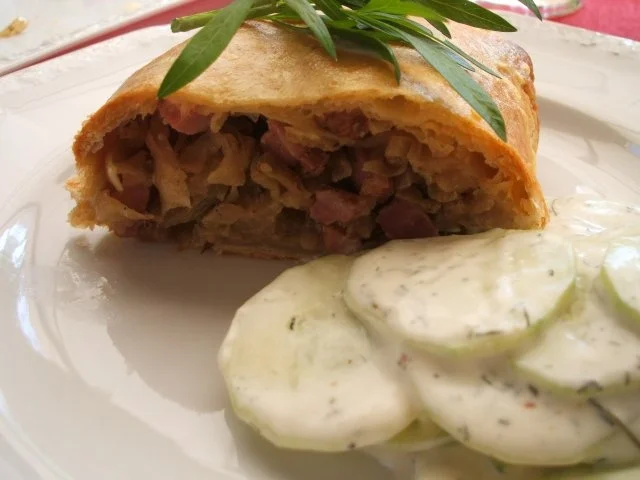 Rezept: KRAUTSTRUDEL Bild Nr. 10 KRAUTSTRUDEL - Rezept - Bild Nr. 10