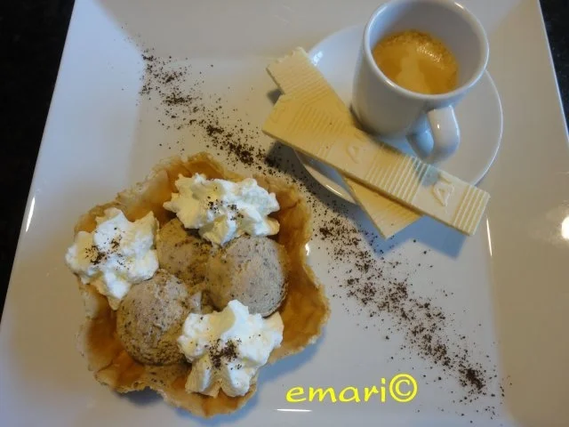 Rezept: Eiszauber: Baileys - Cappuccino - Eis Bild Nr. 11 Eiszauber: Baileys - Cappuccino - Eis - Rezept - Bild Nr. 11