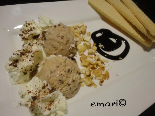 Rezept: Eiszauber: Erdnuß - Schoko - Eis Bild Nr. 8 Eiszauber: Erdnuß - Schoko - Eis - Rezept - Bild Nr. 8