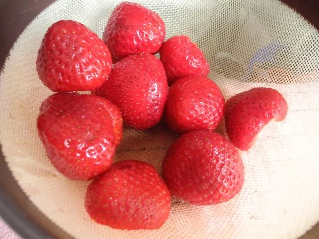 Smoothie : Erdbeer - Bananen - Aprikosen - Smoothie - Rezept - Bild Nr. 6