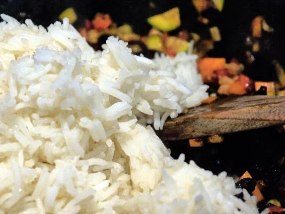 Würziger Bratreis mit Hähnchen und viel Gemüse - Rezept - Bild Nr. 14