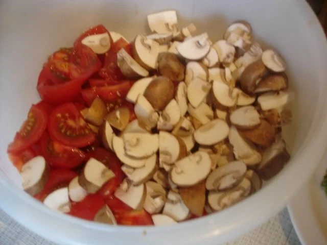 Rezept: Spaghetti mit Tomaten-Champignon-Putengeschnetzelten Bild Nr. 6 Spaghetti mit Tomaten-Champignon-Putengeschnetzelten - Rezept - Bild Nr. 6