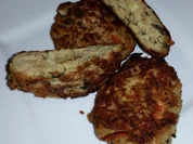 Rezept: Frikadelle, bei der Fleisch nur e i n e Zutat ist Frikadelle, bei der Fleisch nur e i n e Zutat ist - Rezept