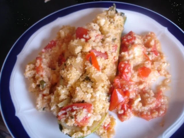 Zucchini mit Tomaten und Cous-Cous - Rezept
