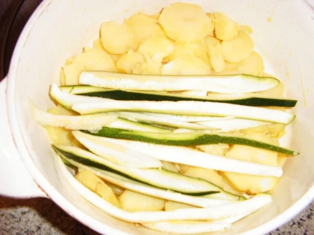 Rezept: Zucchini-Lasagne mit Schnittlauch-Creme Bild Nr. 6 Zucchini-Lasagne mit Schnittlauch-Creme - Rezept - Bild Nr. 6