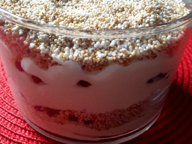 Joghurt mit  Amaranth und Aroniabeeren - Rezept - Bild Nr. 6