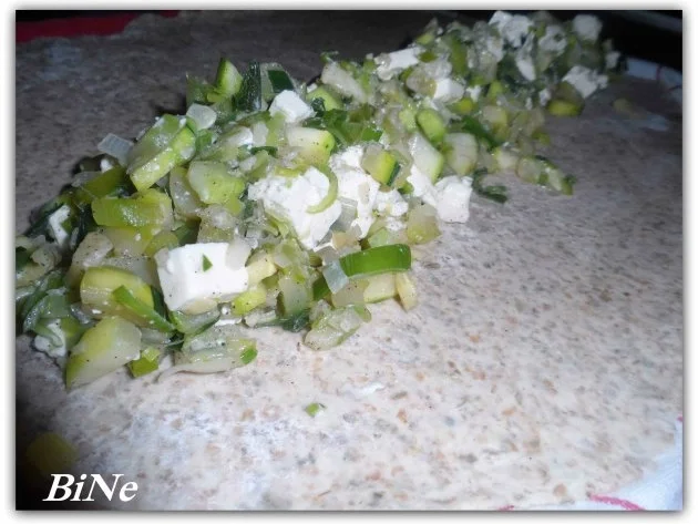 Rezept: BiNe` S ZUCCHINISTRUDEL Bild Nr. 6 BiNe` S ZUCCHINISTRUDEL - Rezept - Bild Nr. 6