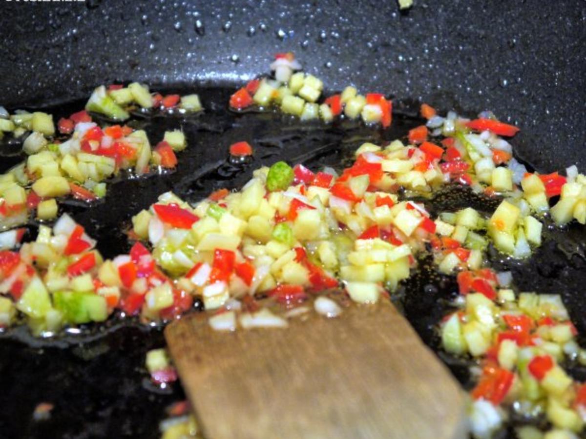 Zitronen Tagliatelle mit Chili Knoblauch Garnelen - einfach - 288 kcal/100g