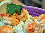 Zitronen-Tagliatelle mit Chili-Knoblauch-Garnelen - Rezept