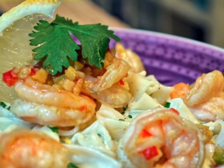 Zitronen Tagliatelle mit Chili Knoblauch Garnelen - einfach - 288 kcal/100g