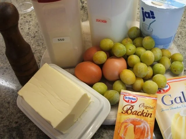 Backen: Ringlo-Buttermilch-Kuchen (Wieberla-Koung) für Emari zum Geburtstag ;-))) - Rezept - Bild Nr. 2