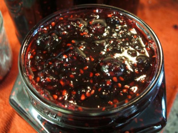 Vorrat: Brombeermarmelade mit Vanille - Rezept - kochbar.de