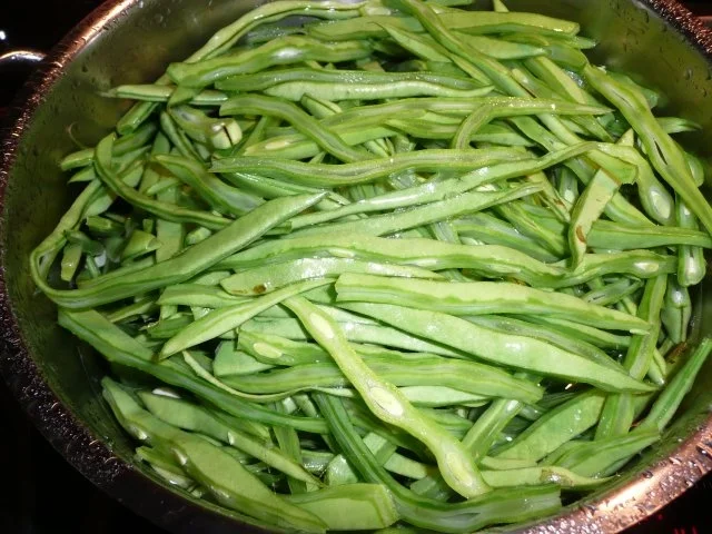 Saure Bohnen einschneiden ! - Rezept - Bild Nr. 2