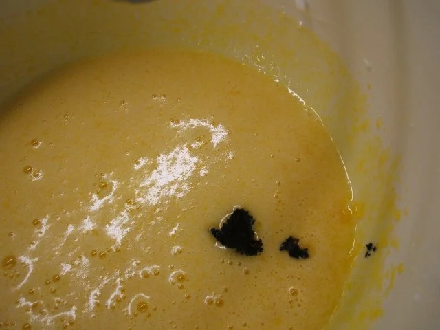 Backen: Vanille-Biskuitrolle mit Brombeeren - Rezept - Bild Nr. 6