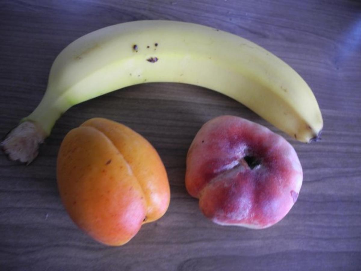 Smoothie : Banane - Aprikose - Pfirsich - Smoothie - Rezept - Bild Nr. 2