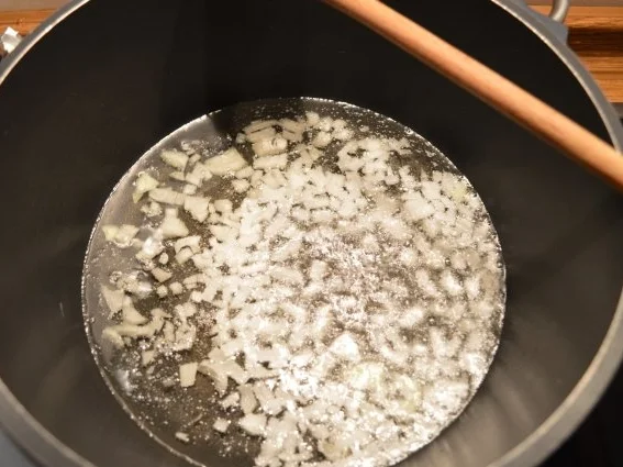 Rezept: Warnemünder Fischtopf Bild Nr. 3 Warnemünder Fischtopf - Rezept - Bild Nr. 3