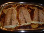 Rezept: Lachsfilet auf Kartoffel-Karotten Gratin Lachsfilet auf Kartoffel-Karotten Gratin - Rezept