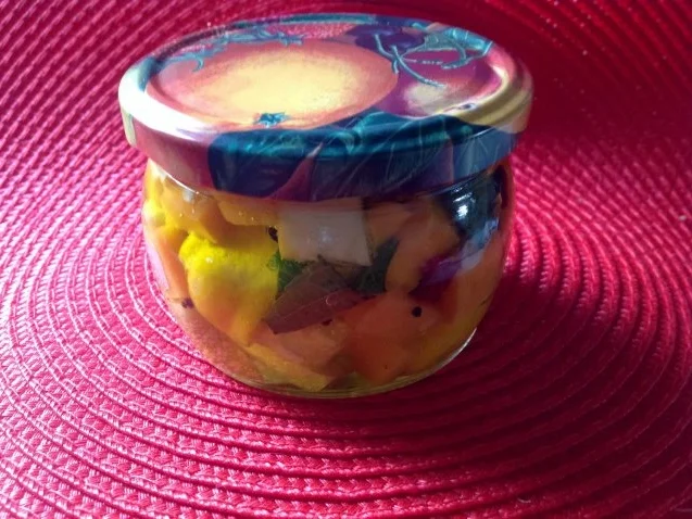 Eingelegter Kürbis mit Käse - Rezept