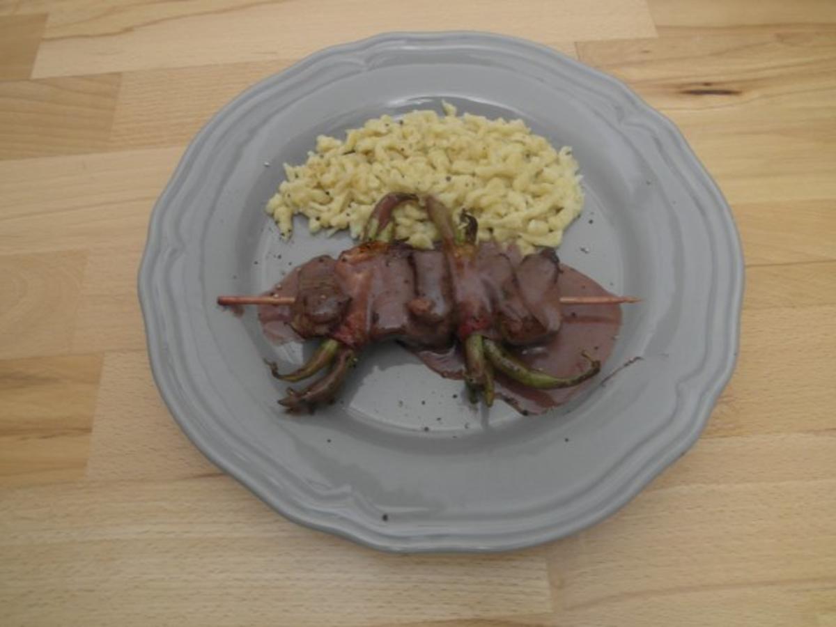 Spießige Lämmchen mit Speckböhnchen und Spätzle - Rezept