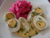 Senfeier mit Rote-Bete  Kartoffel-Püree - Rezept