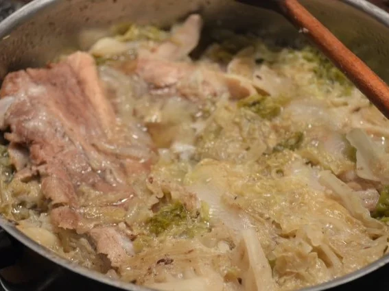 Rezept: Wirsingkohl auf Schweine- Rippchen Bild Nr. 8 Wirsingkohl auf Schweine- Rippchen - Rezept - Bild Nr. 8