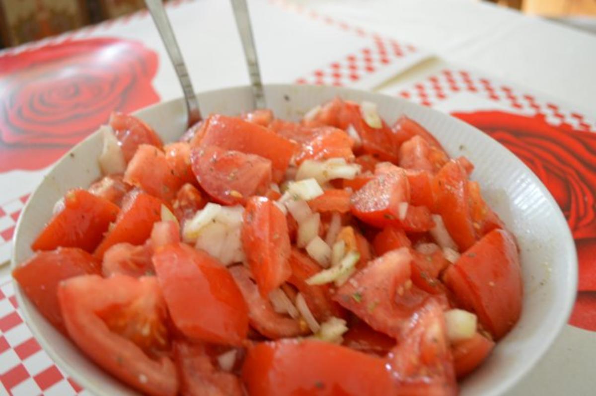 frischer Tomatensalat mit Oregano - Rezept