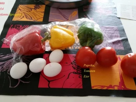 Rezept: Pfannengerichte: Gemüsepfanne mit Spiegelei Bild Nr. 2 Pfannengerichte: Gemüsepfanne mit Spiegelei - Rezept - Bild Nr. 2