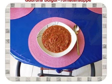 Rezept: Suppe: Bulgur-Tomatensuppe Bild Nr. 9 Suppe: Bulgur-Tomatensuppe - Rezept - Bild Nr. 9