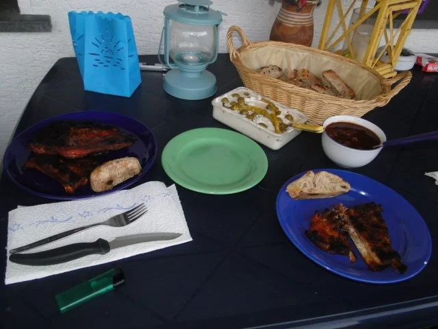 Gegrillte Schälrippchen mit selbstgemachter BBQ Sauce - Rezept