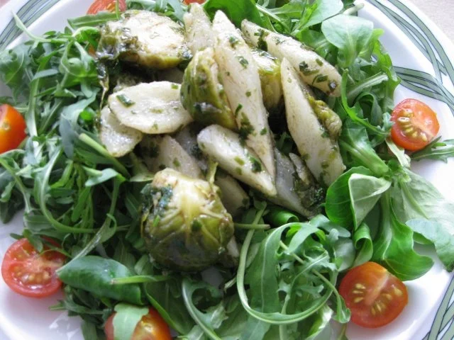 Lauwarmer Schwarzwurzel-Rosenkohl-Salat - Rezept - Bild Nr. 2