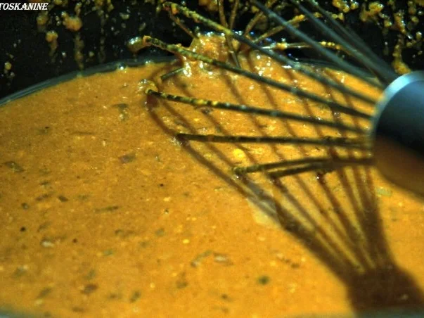 Rezept: Marinierte Hähnchenspiesse mit Erdnuss-Sauce Bild Nr. 16 Marinierte Hähnchenspiesse mit Erdnuss-Sauce - Rezept - Bild Nr. 16