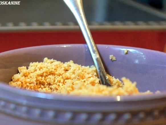 Rezept: Marinierte Hähnchenspiesse mit Erdnuss-Sauce Bild Nr. 13 Marinierte Hähnchenspiesse mit Erdnuss-Sauce - Rezept - Bild Nr. 13