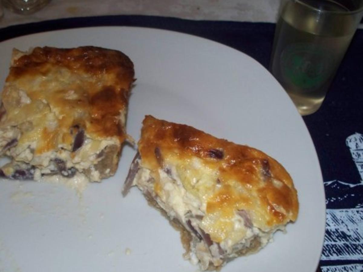 Speck-Zwiebel-Kuchen auf Roggenteig - Rezept - kochbar.de