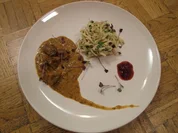 Würziger Pilzgulasch mit hausgemachten Spätzle und Vollkorncroutons - Rezept